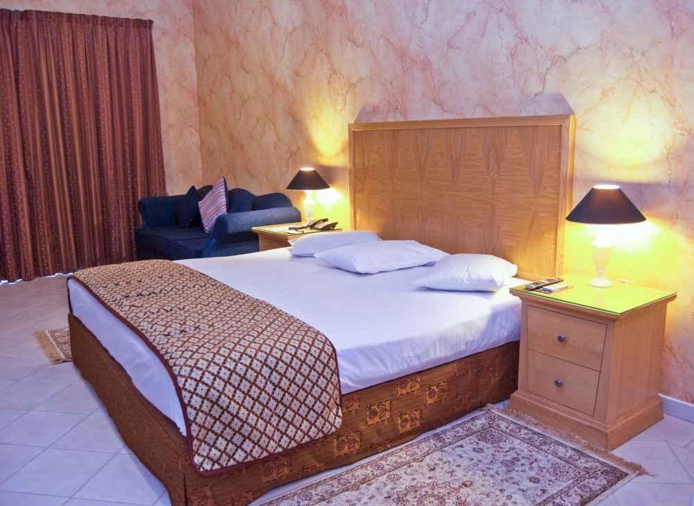 Ramee Hotel Apartments Dubai Exterior photo